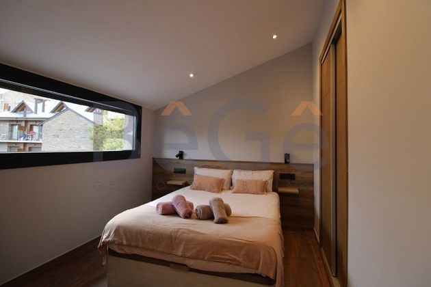 Foto 1 de Àtic en lloguer a calle Sant Roc de 3 habitacions amb terrassa i garatge