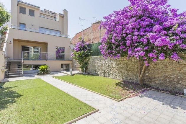 Foto 1 de Casa en venda a Poblenou - L'Olivar Gran de 5 habitacions amb terrassa i jardí