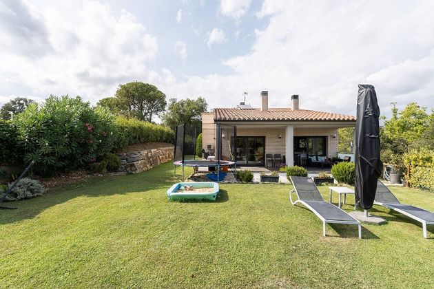 Foto 1 de Casa en venda a Bescanó de 3 habitacions amb terrassa i jardí