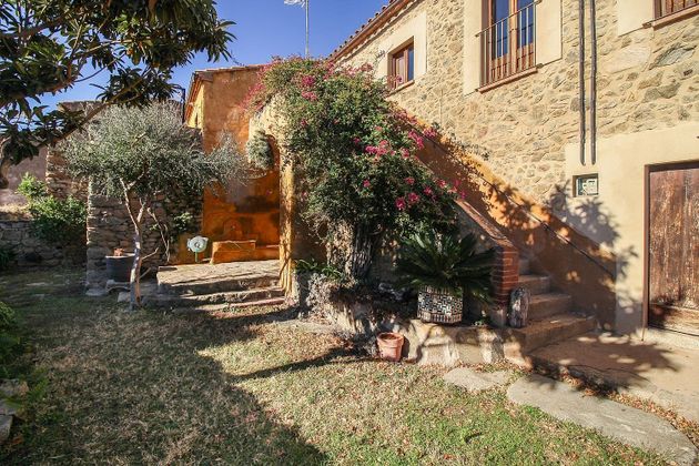 Foto 1 de Casa rural en venda a Cantallops de 3 habitacions amb terrassa i jardí