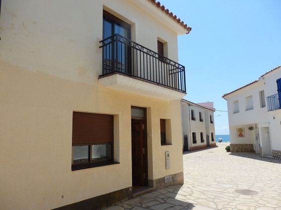 Foto 1 de Casa adossada en venda a calle Tipica Pescadores de 5 habitacions amb terrassa i jardí