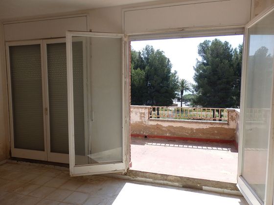 Foto 2 de Pis en venda a avenida Barcelona de 3 habitacions amb terrassa i balcó