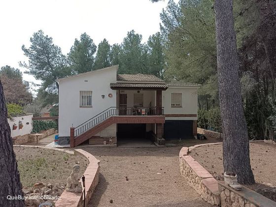 Foto 1 de Casa en venda a Cabra del Camp de 3 habitacions amb terrassa i garatge