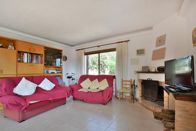 Foto 1 de Casa rural en venda a calle De Pedracastell de 5 habitacions amb terrassa i piscina