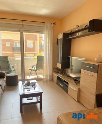 Foto 1 de Piso en venta en Premià de Mar de 3 habitaciones con balcón y aire acondicionado