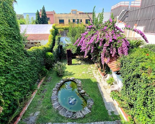 Foto 1 de Casa en venda a L'Eixample de 7 habitacions amb terrassa i jardí