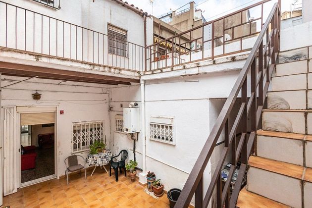 Foto 1 de Casa en venda a Centre - Sabadell de 3 habitacions amb terrassa i calefacció