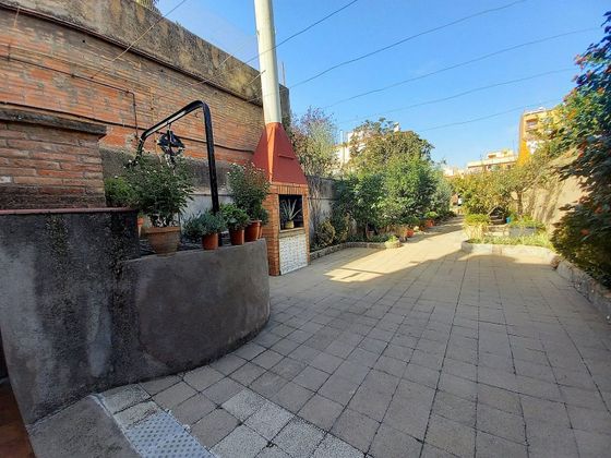 Foto 2 de Casa en venda a Centre - Sabadell de 6 habitacions amb garatge i jardí