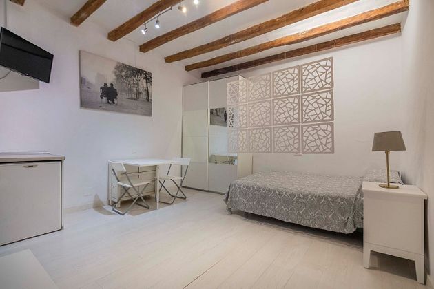 Foto 1 de Venta de piso en Sant Pere, Santa Caterina i la Ribera de 1 habitación y 29 m²