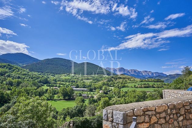 Foto 1 de Casa en venda a Montellà i Martinet de 5 habitacions amb terrassa i garatge