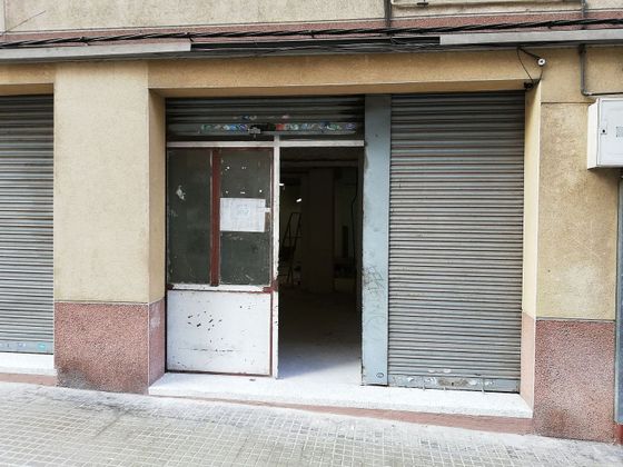 Foto 1 de Local en lloguer a calle De Josep Ricart de 134 m²