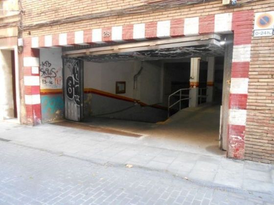 Foto 2 de Alquiler de garaje en Vila de Gràcia de 7 m²