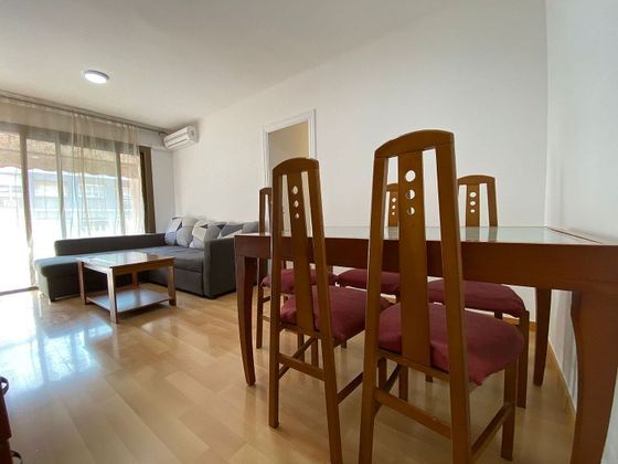 Foto 1 de Piso en alquiler en Can Calders - Mas Lluí - Roses Castellbell de 4 habitaciones con muebles y balcón