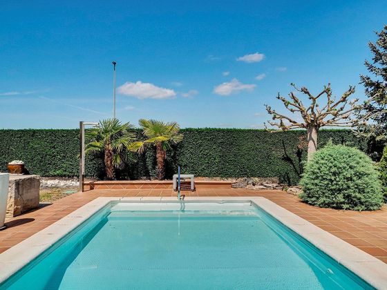 Foto 2 de Casa en venda a Seva de 4 habitacions amb piscina i garatge