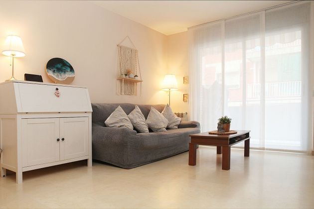Foto 1 de Dúplex en venda a calle De Joaquim Auger de 4 habitacions amb balcó i aire acondicionat