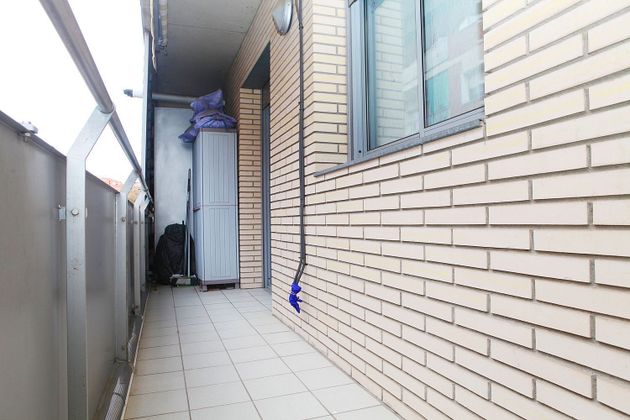 Foto 2 de Dúplex en venda a calle De Joaquim Auger de 4 habitacions amb balcó i aire acondicionat