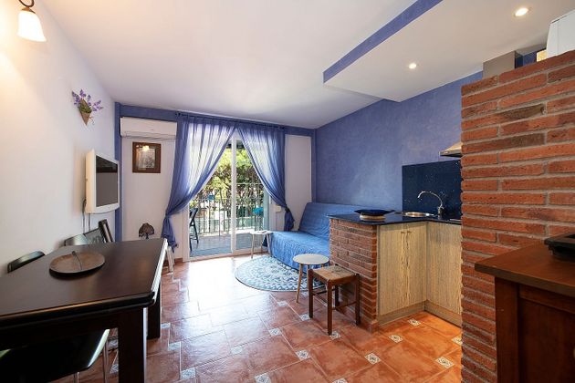 Foto 2 de Piso en alquiler en Gavà Mar de 1 habitación con terraza y piscina