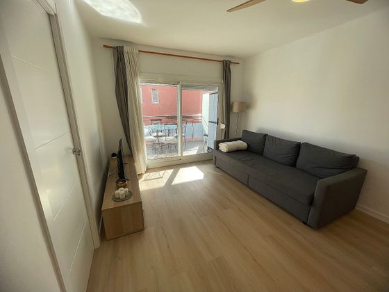 Foto 2 de Piso en alquiler en Baixador de 2 habitaciones con terraza y garaje
