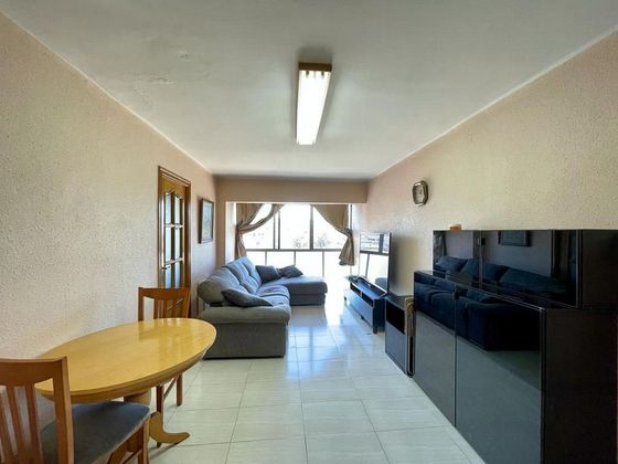 Foto 2 de Piso en venta en Olesa de Montserrat de 3 habitaciones con balcón