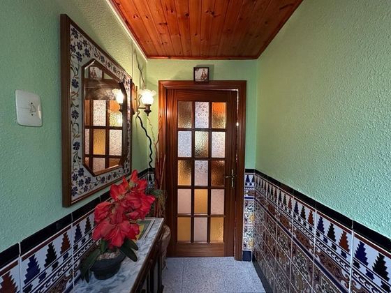 Foto 2 de Casa en venda a Olesa de Montserrat de 3 habitacions amb terrassa i garatge