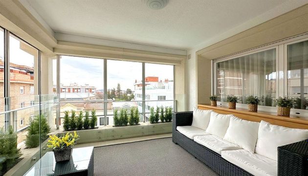Foto 1 de Pis en venda a Les Tres Torres de 7 habitacions amb terrassa i piscina