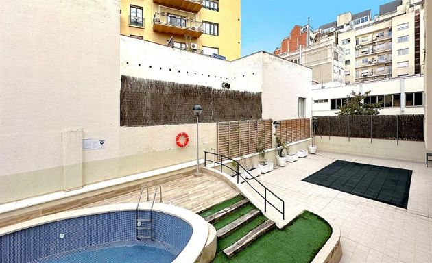 Foto 1 de Venta de piso en Sant Gervasi - La Bonanova de 3 habitaciones con terraza y piscina