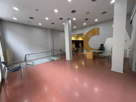 Foto 2 de Oficina en alquiler en calle De Sant Benet de 401 m²