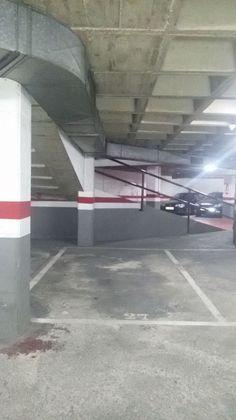 Foto 1 de Alquiler de garaje en rambla De la Marina de 8 m²
