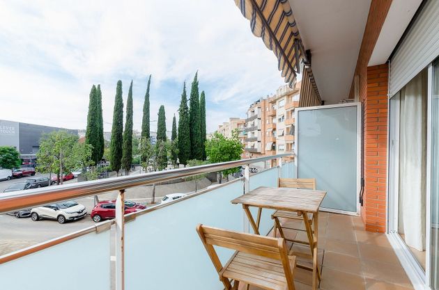 Foto 2 de Venta de piso en Almeda - El Corte Inglés de 3 habitaciones con balcón y aire acondicionado