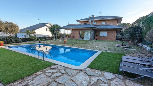 Foto 1 de Venta de chalet en Ametlla del Vallès, l´ de 4 habitaciones con terraza y piscina