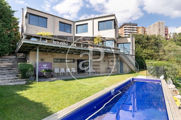 Foto 1 de Casa en venta en Vallvidrera - El Tibidabo i les Planes de 4 habitaciones con terraza y piscina