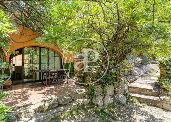 Foto 1 de Casa en venta en Vallvidrera - El Tibidabo i les Planes de 5 habitaciones con terraza y piscina