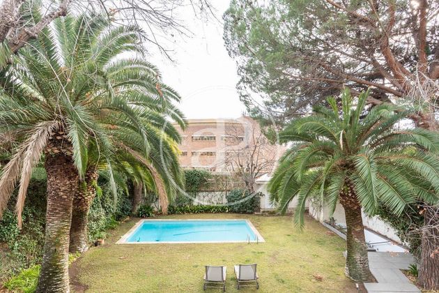 Foto 1 de Casa en alquiler en Pedralbes de 3 habitaciones con piscina y jardín