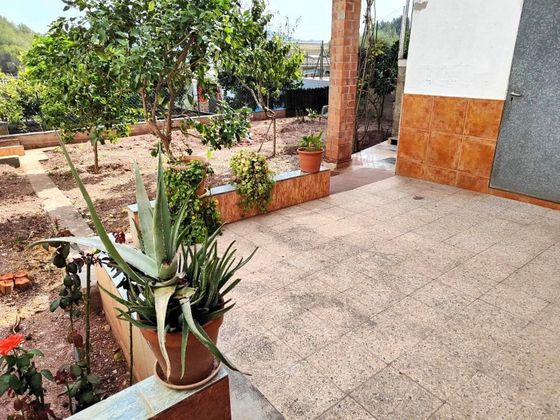 Foto 1 de Chalet en venta en Pallejà de 3 habitaciones con terraza y garaje