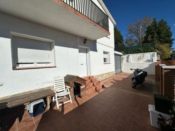 Foto 1 de Xalet en venda a Corbera de Llobregat de 5 habitacions amb terrassa i garatge