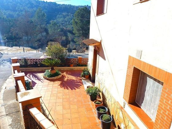 Foto 1 de Xalet en venda a Torrelles de Llobregat de 6 habitacions amb terrassa i jardí