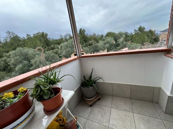 Foto 2 de Piso en venta en Sant Vicenç dels Horts de 4 habitaciones con balcón y aire acondicionado
