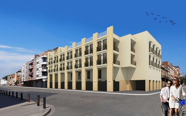 Foto 2 de Pis en venda a Centre - Hospitalet de Llobregat, L´ de 4 habitacions amb terrassa i piscina