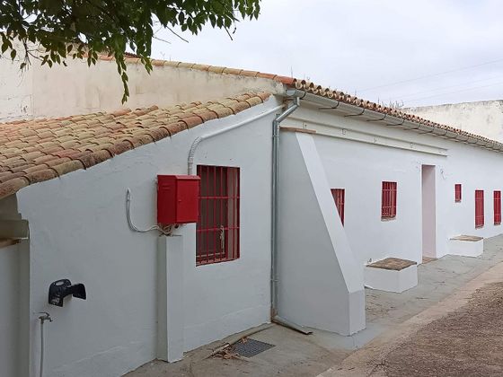 Foto 2 de Casa rural en venta en Carlota (La) de 5 habitaciones con piscina y jardín