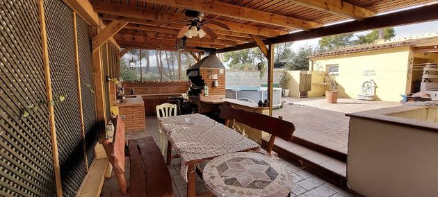 Foto 2 de Casa en venta en Collbató de 4 habitaciones con jardín y aire acondicionado