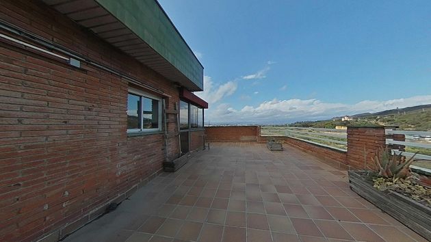 Foto 1 de Venta de ático en Montcada Centre - La Ribera de 2 habitaciones con terraza y aire acondicionado
