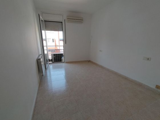 Foto 2 de Piso en venta en Esparreguera de 3 habitaciones con balcón y aire acondicionado