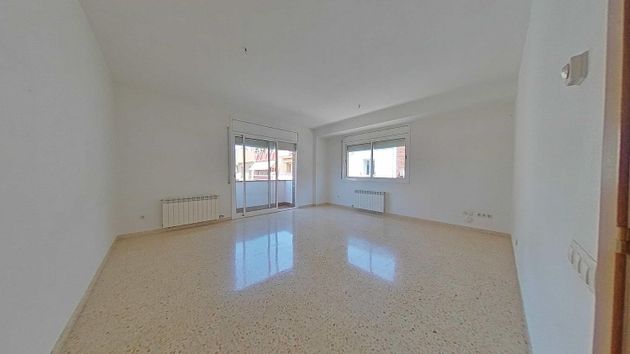 Foto 1 de Pis en venda a Poble Nou - Torreromeu - Can Roqueta de 3 habitacions amb balcó i calefacció