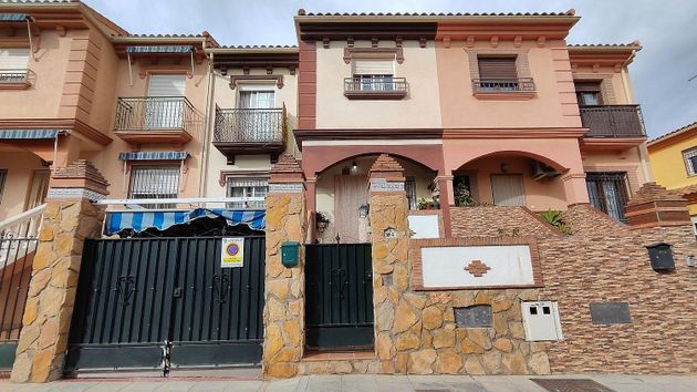 Foto 1 de Venta de casa en Las Flores - Huerta de 3 habitaciones con balcón y aire acondicionado