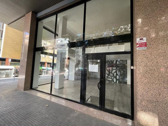 Foto 1 de Local en lloguer a Centre - Sabadell amb aire acondicionat