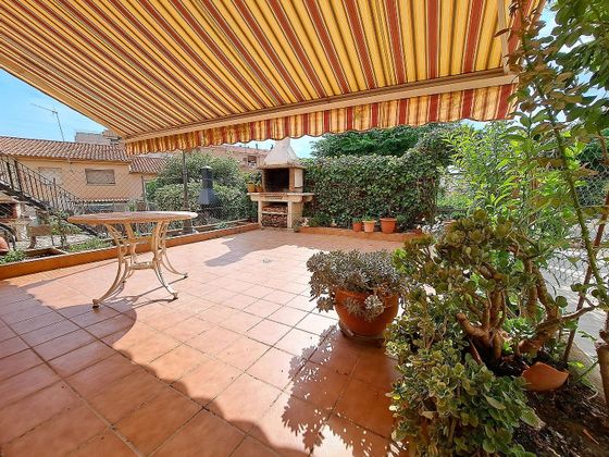 Foto 1 de Casa en venda a Olesa de Montserrat de 5 habitacions amb terrassa i garatge
