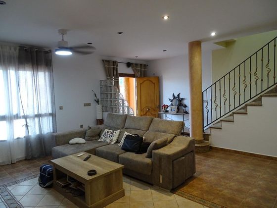 Foto 2 de Casa en venta en Ceutí de 4 habitaciones con terraza y piscina