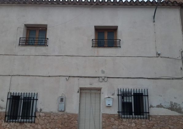 Foto 1 de Casa en venda a Bonete de 5 habitacions amb terrassa