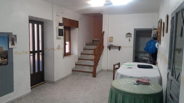 Foto 2 de Venta de casa en Higueruela de 6 habitaciones y 138 m²