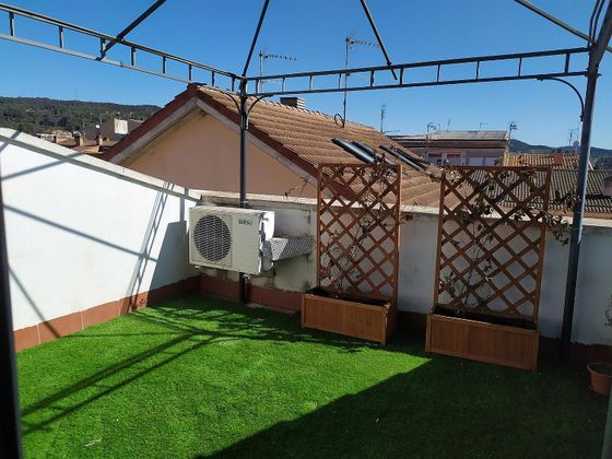 Foto 1 de Dúplex en venda a Sant Vicenç de Castellet de 3 habitacions amb terrassa i ascensor